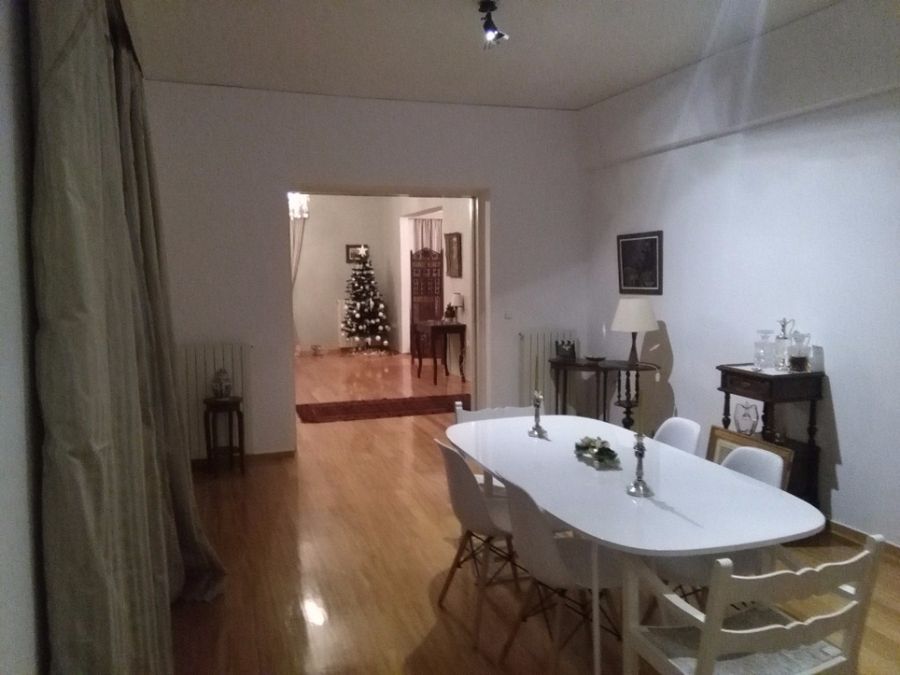 Photo 100658030