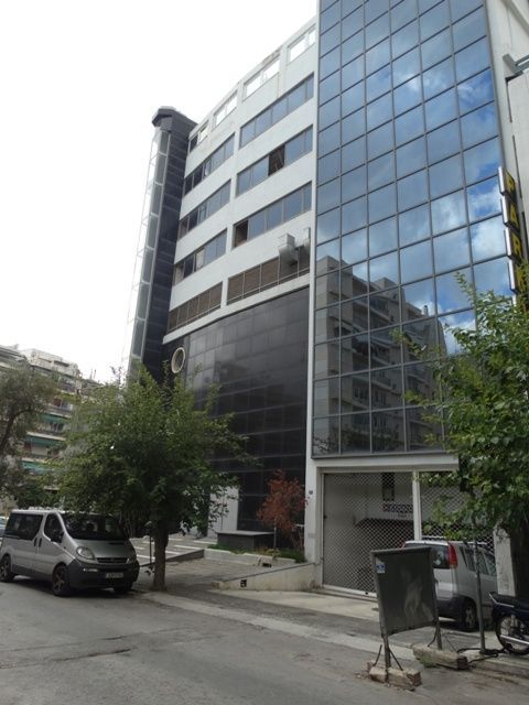 Photo 100845365