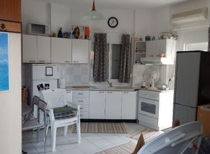 Studio Flat, Pefkochori