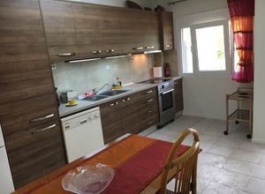 Maisonette, Skala Gerakinis