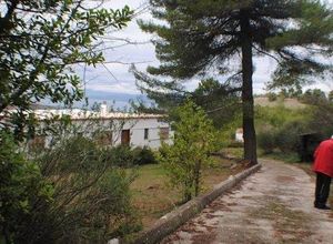 Μεζονέτα προς πώληση Κάλαμος 240 τ.μ. 4 Υπνοδωμάτια