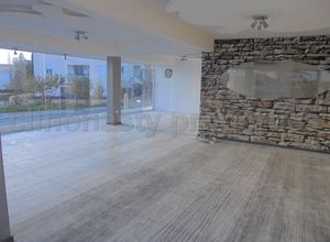Αποθήκη, Στρόβολος
