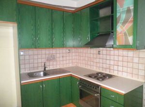 Apartment, Aretsou