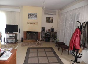 Detached House, Center