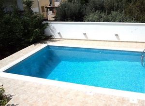 Μεζονέτα, Βούλα