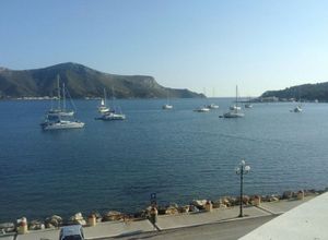 Διαμέρισμα προς πώληση Λακκί (Λέρος) 150 τ.μ. 3 Υπνοδωμάτια