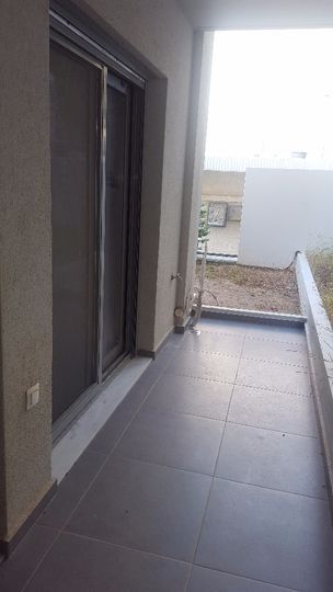 Photo 112239800