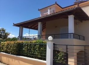 Μονοκατοικία για ενοικίαση Βραχάτι (Βόχα) 230 τ.μ. 3 Υπνοδωμάτια