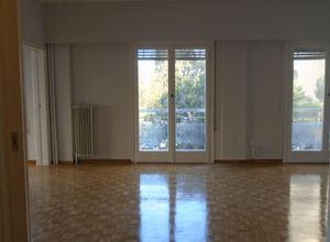 Photo 114095900