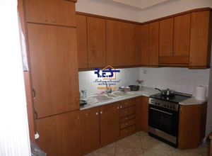 Apartment, Nea Politia