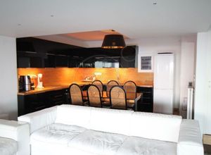Maisonette, Glyfada