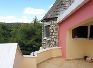 Μονοκατοικία προς πώληση Αφίδνες Αγία Τριάδα 450 τ.μ. 4 Υπνοδωμάτια