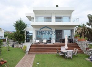Μονοκατοικία προς πώληση Μελίσσια (Στυλίδα) 180 τ.μ. 4 Υπνοδωμάτια