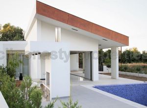 Μονοκατοικία προς πώληση Κόρνος 500 τ.μ. 5 Υπνοδωμάτια