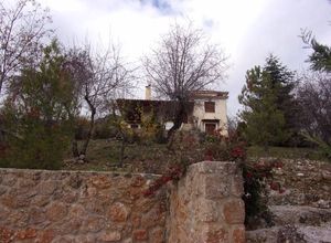 Μονοκατοικία προς πώληση Κάτω Συνοικία Τρικάλων (Ξυλόκαστρο) 198 τ.μ. 3 Υπνοδωμάτια