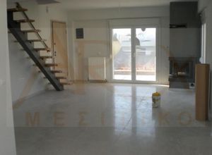 Maisonette, Votsi