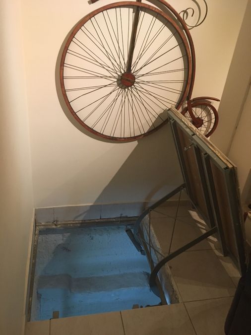Photo 126054131