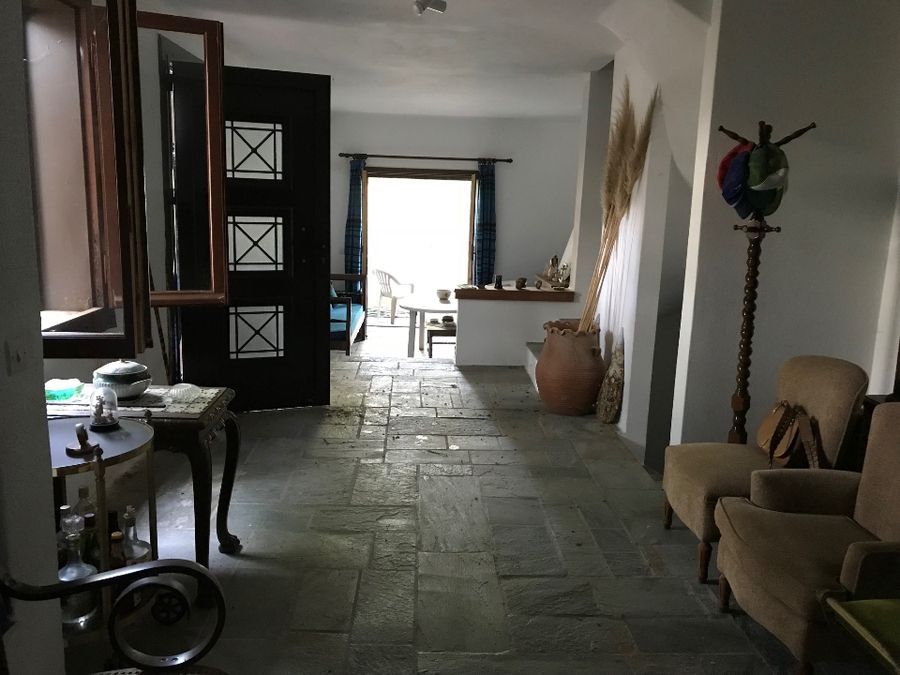 Photo 127138430
