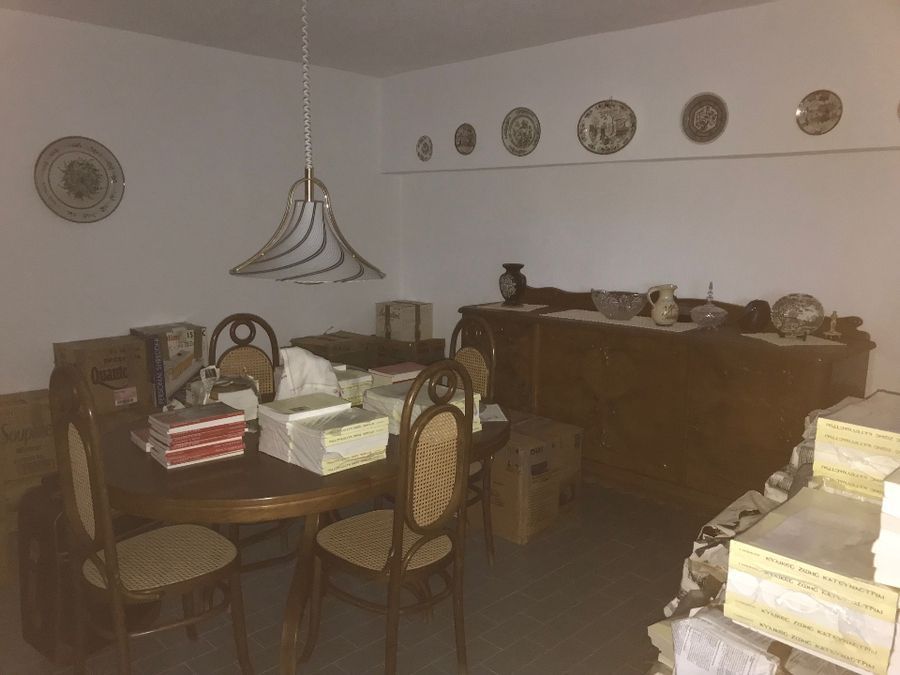 Photo 127138439