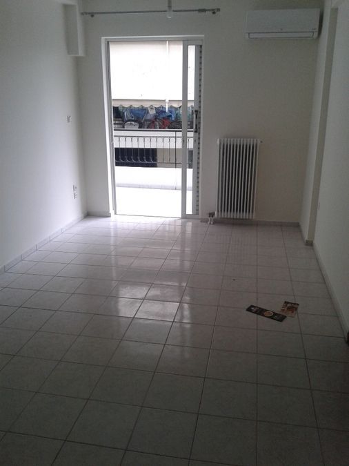 Photo 128280761