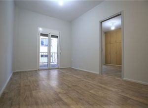 Apartment, Vardaris