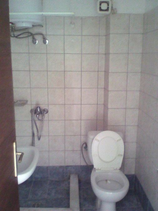 Photo 128335868