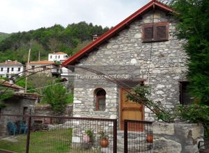 Μονοκατοικία προς πώληση Κέντρο (Νυμφαίο) 85 τ.μ. 2 Υπνοδωμάτια