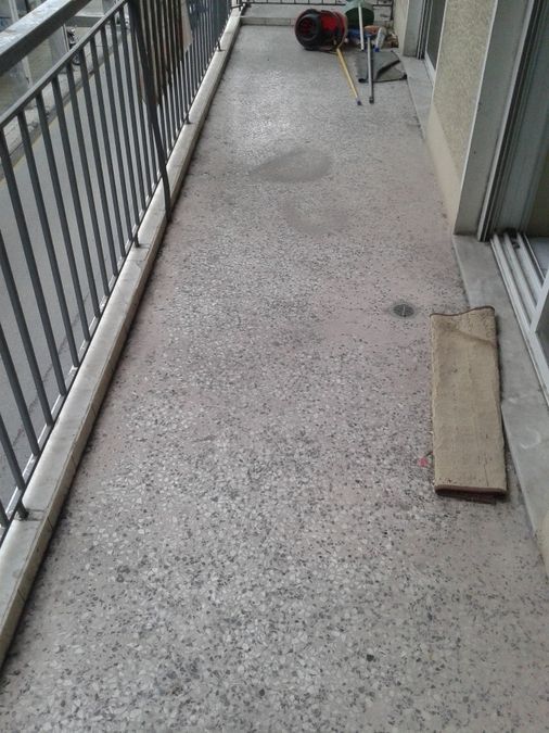 Photo 128837030