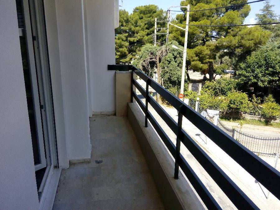 Photo 136753556