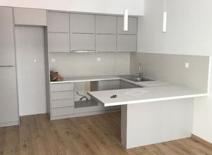 Apartment, Martiou