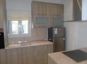 Studio Flat, Ano Toumpa