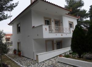 Μονοκατοικία προς πώληση Ερέτρια 120 τ.μ. 4 Υπνοδωμάτια