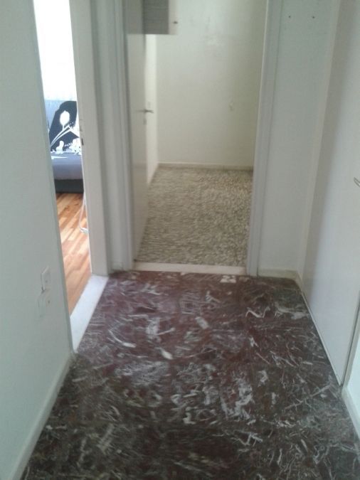 Photo 143887067