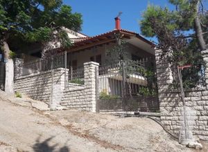 Μονοκατοικία προς πώληση Νέα Καμαρίνα (Ανακτόριο) 74 τ.μ. 2 Υπνοδωμάτια