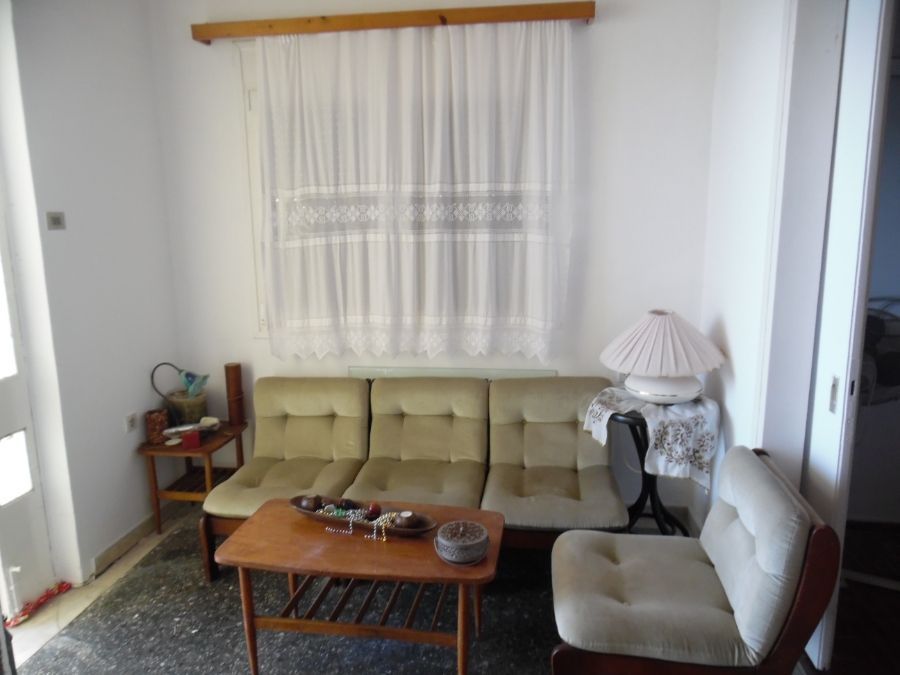Photo 144340745