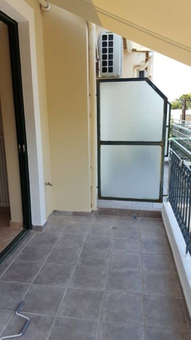 Photo 144873569