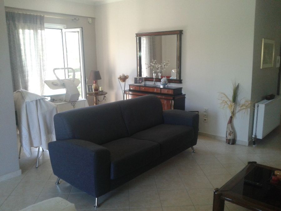 Photo 145208996