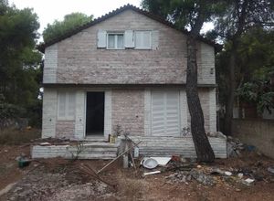 Μονοκατοικία προς πώληση Καρελλάς (Κορωπί) 100 τ.μ. 2 Υπνοδωμάτια