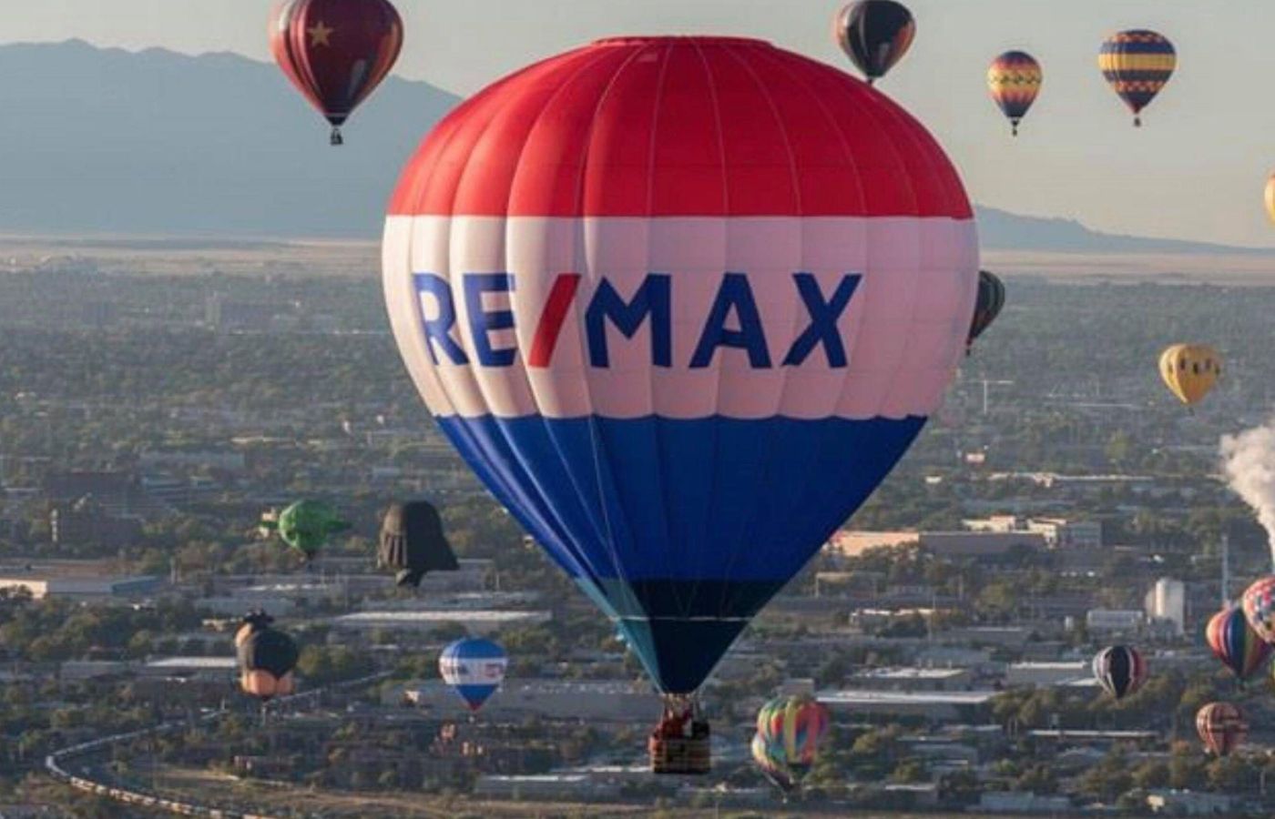 RE/MAX City - Μεσιτικό Γραφείο | Tospitimou.gr