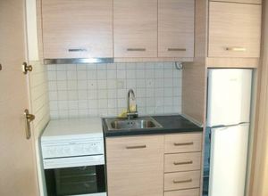Studio/Γκαρσονιέρα προς πώληση Κέντρο (Πυλαία) 30 τ.μ. 1 Υπνοδωμάτιο