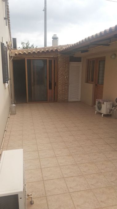 Photo 223142504