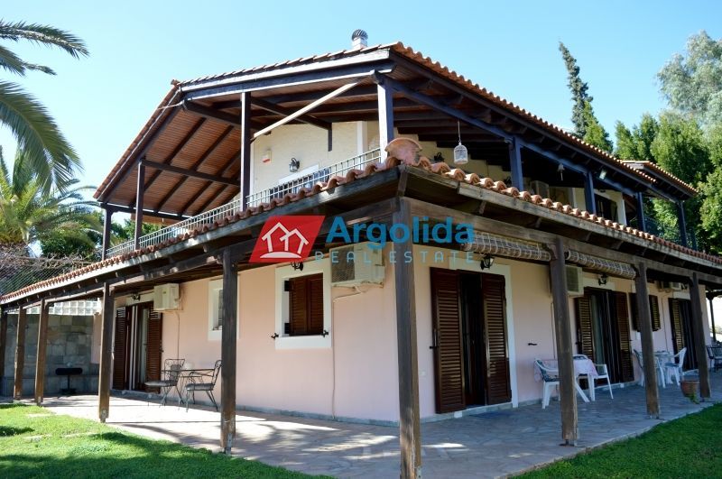 Detached House for sale, 220sqm, 380,000€ - Petrothalassa | Spiti24