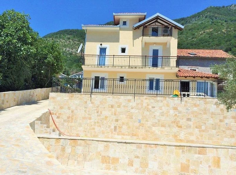 Detached House for sale Kamenari (Herceg Novi)