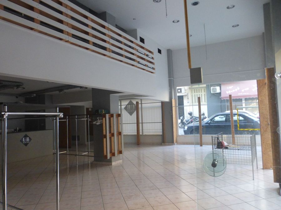 Photo 237266525