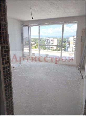 Photo 241248698