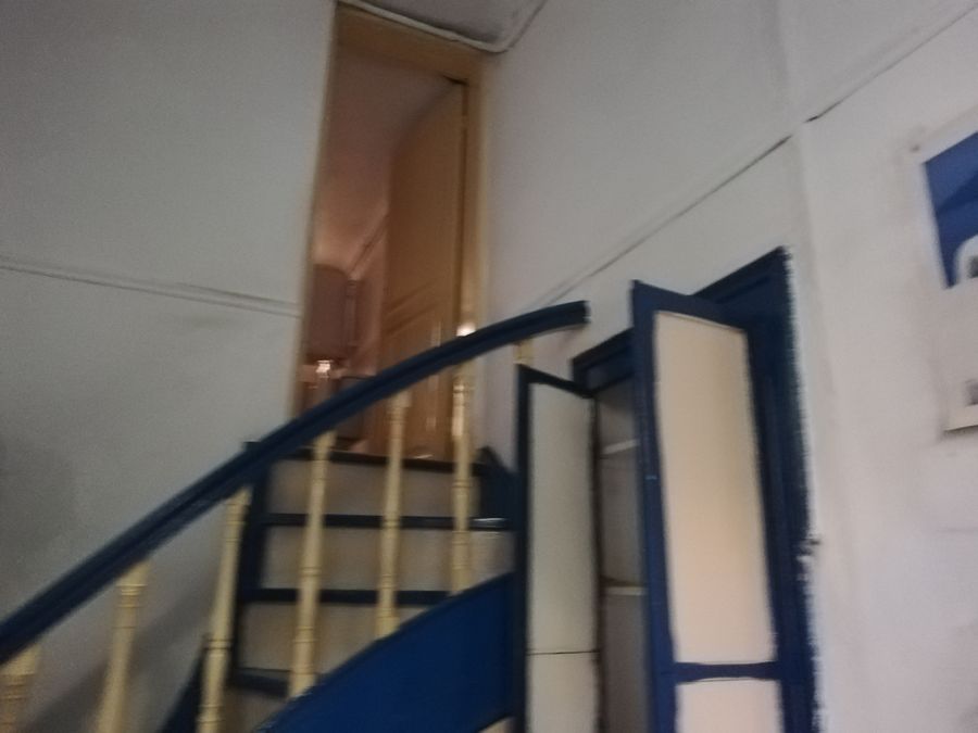 Photo 241389302