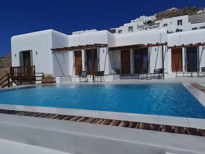 Main town - Chora