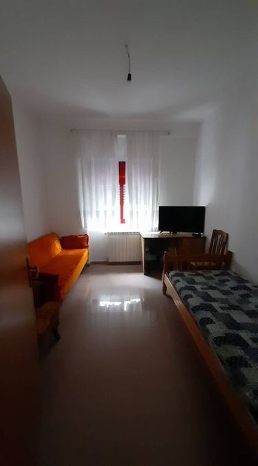 Photo 244236605