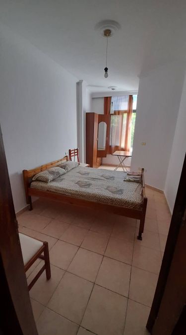 Photo 245242790