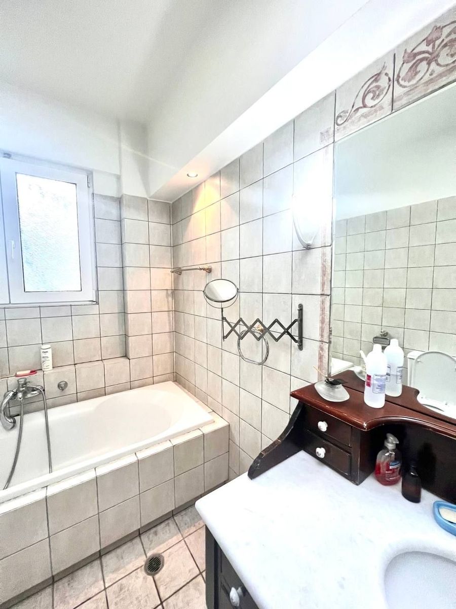 复式公寓出售Sepolia (Sepolia - Skouze)